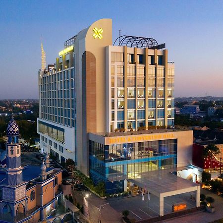 Platinum Hotel & Convention Hall Balikpapan Екстер'єр фото