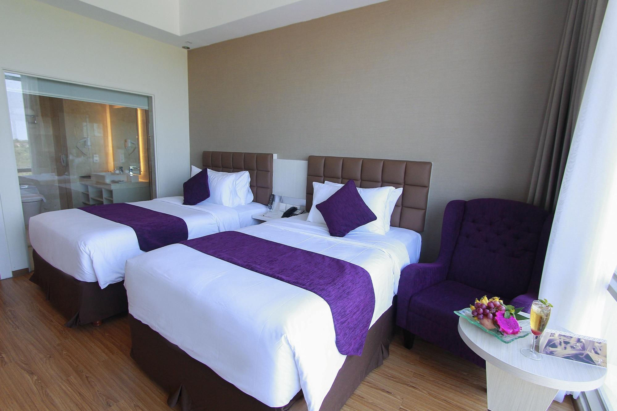 Platinum Hotel & Convention Hall Balikpapan Екстер'єр фото