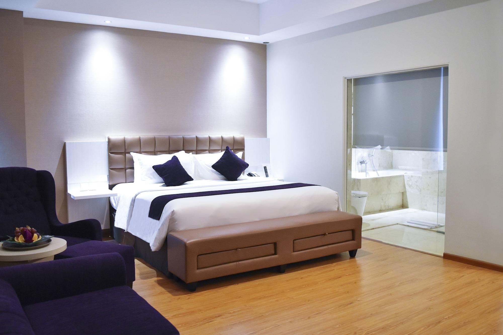 Platinum Hotel & Convention Hall Balikpapan Екстер'єр фото