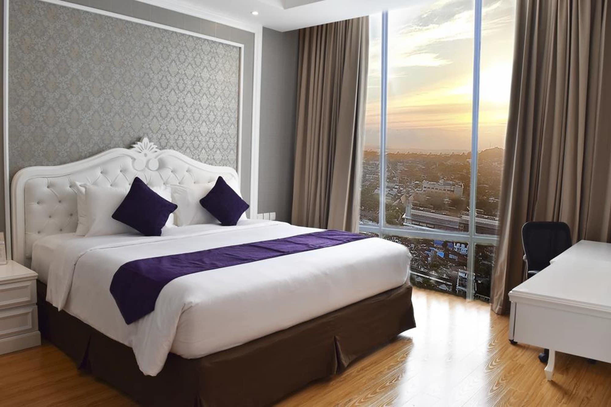 Platinum Hotel & Convention Hall Balikpapan Екстер'єр фото