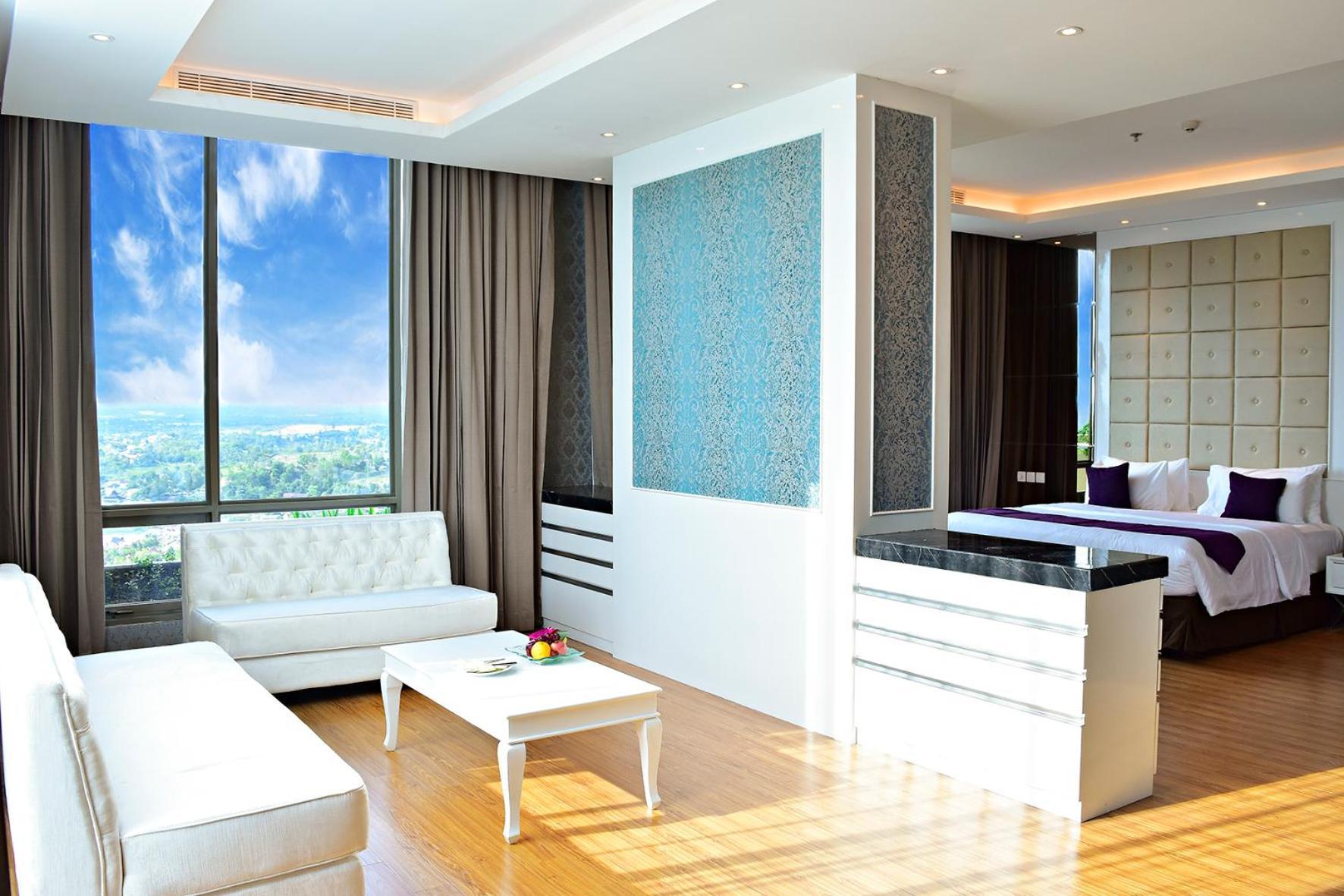 Platinum Hotel & Convention Hall Balikpapan Екстер'єр фото