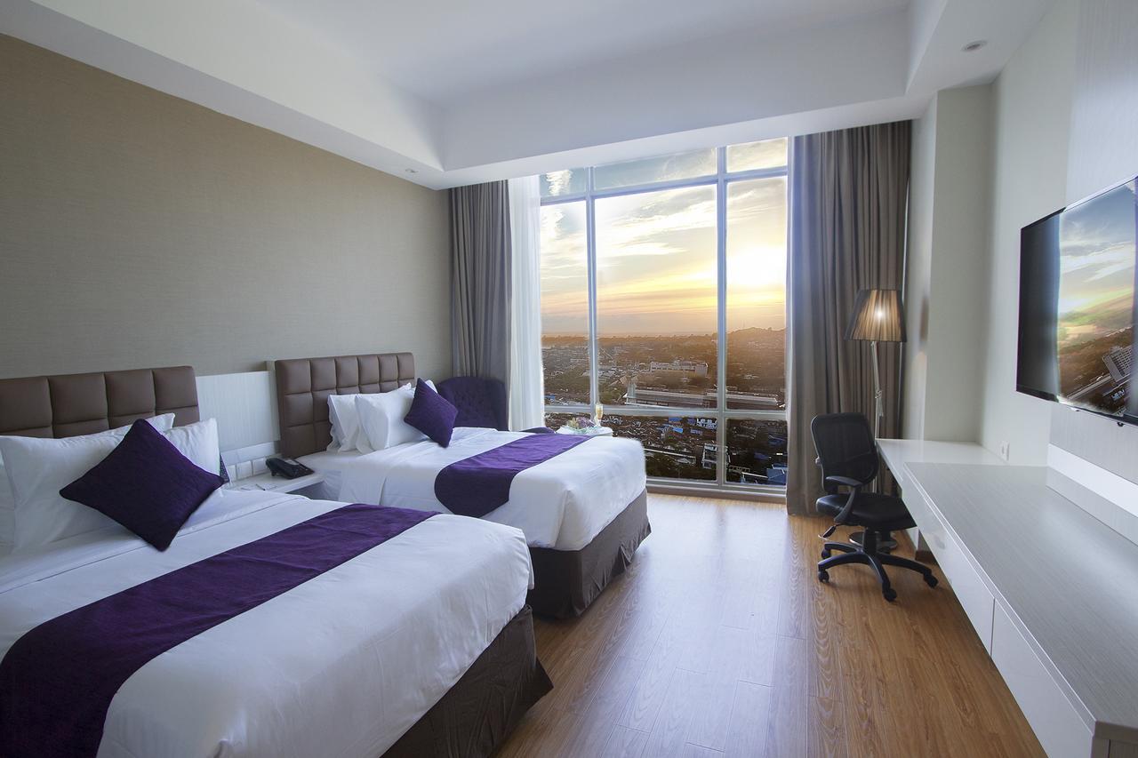 Platinum Hotel & Convention Hall Balikpapan Екстер'єр фото