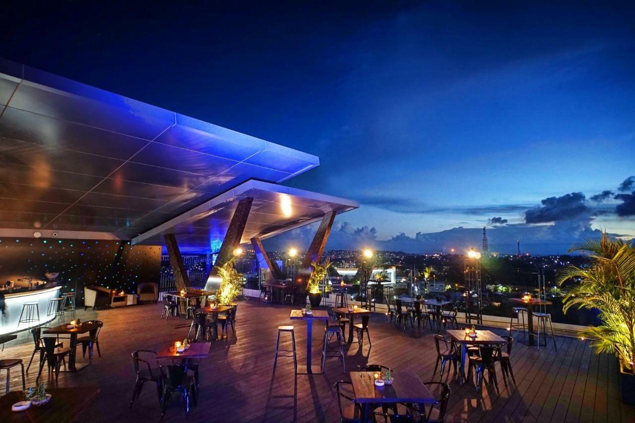 Platinum Hotel & Convention Hall Balikpapan Екстер'єр фото